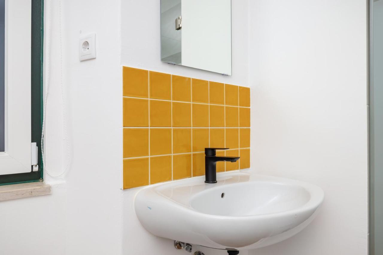 Guest Inn 3 Boutique Guest House Lisbon Bagian luar foto